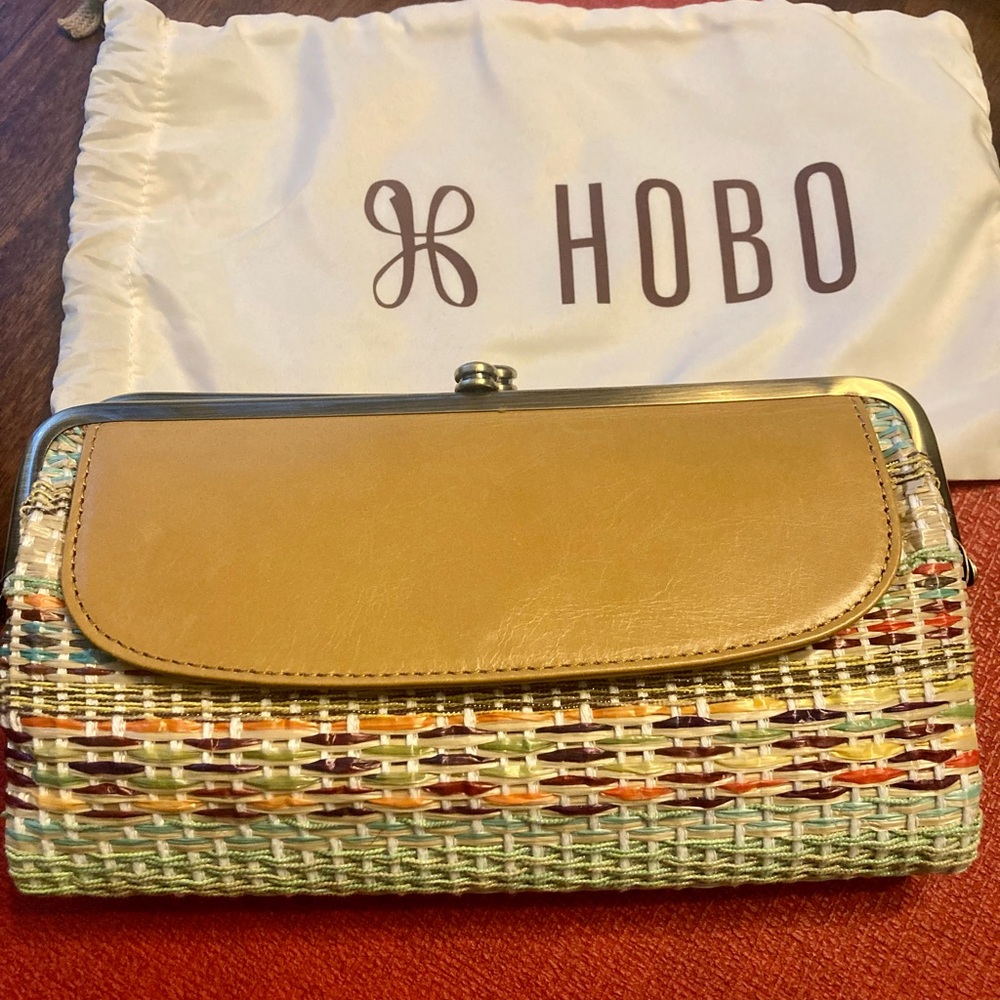 NWT Hobo Lauren Clutch Wallet in Sea Stripe